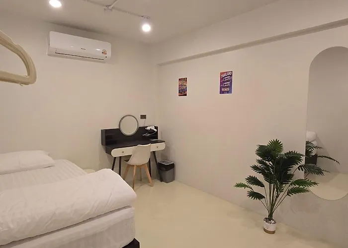Tuk Tuk Hostel Bangkok